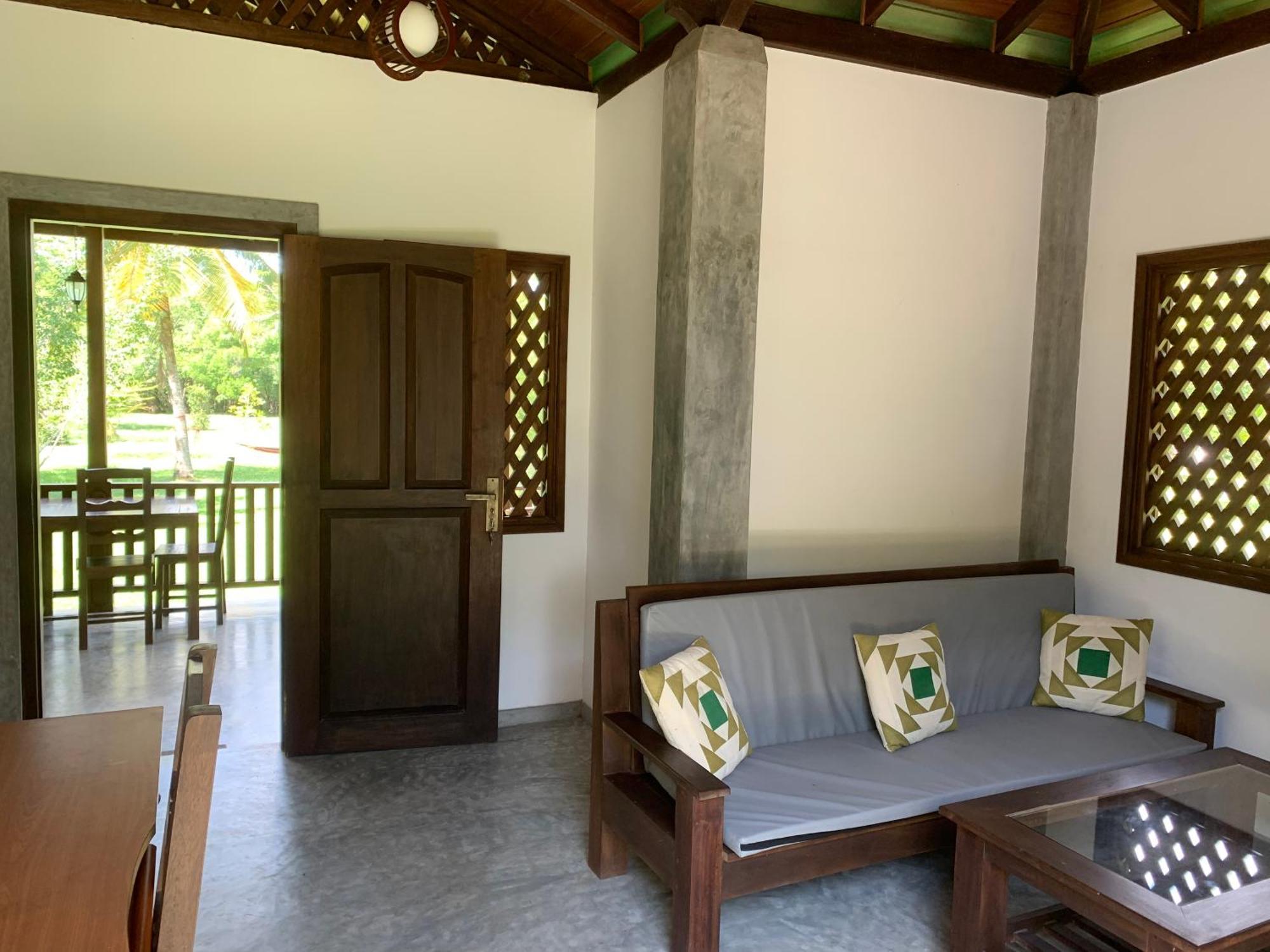 Villa De Lagoon View Tangalle Luaran gambar