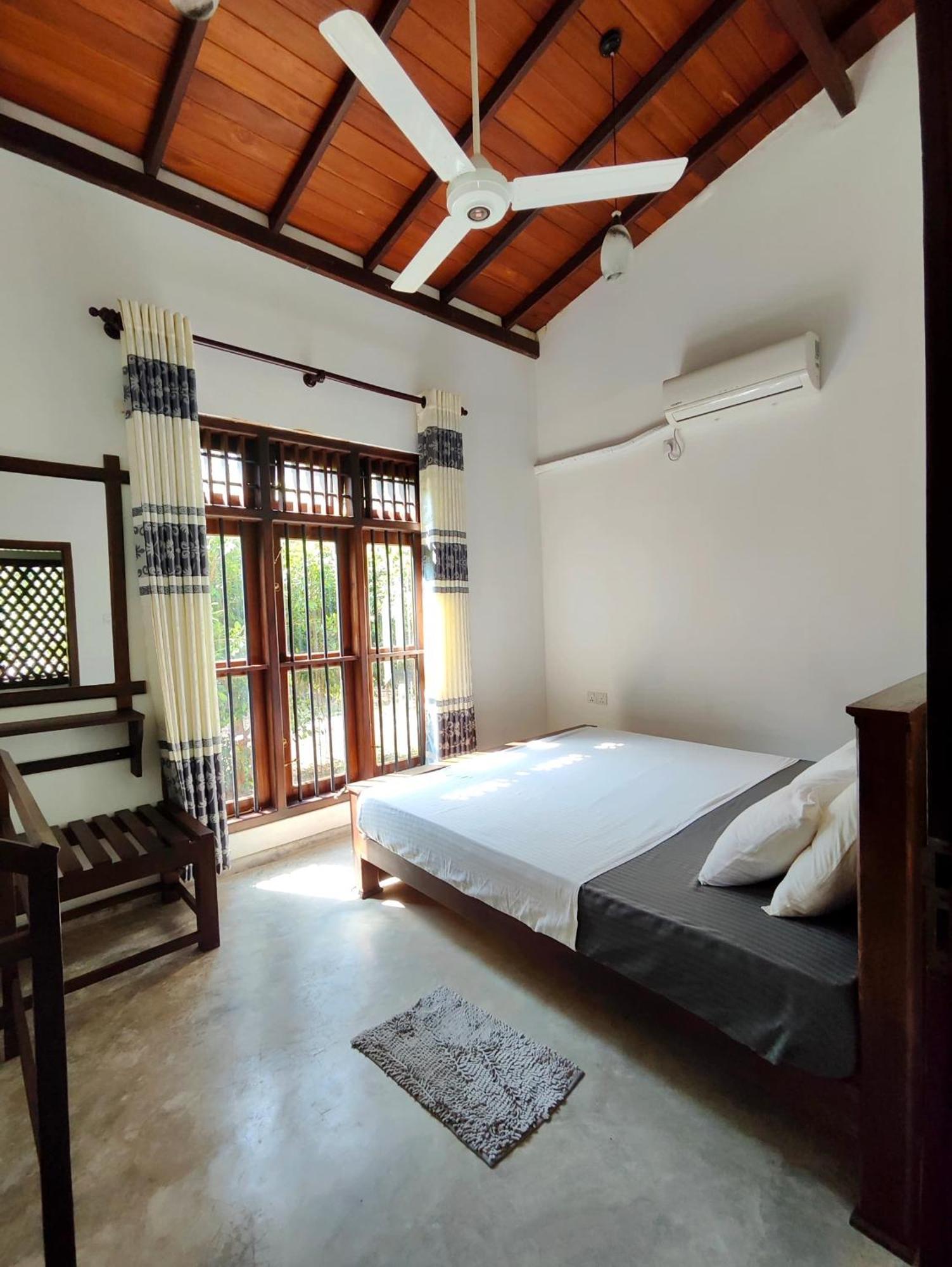 Villa De Lagoon View Tangalle Luaran gambar